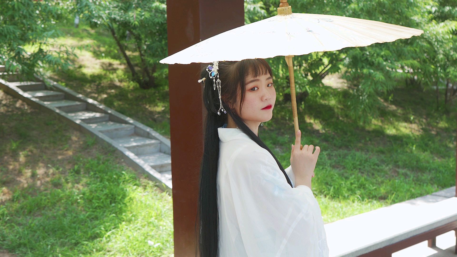 让一个逗比穿上汉服,会发生什么